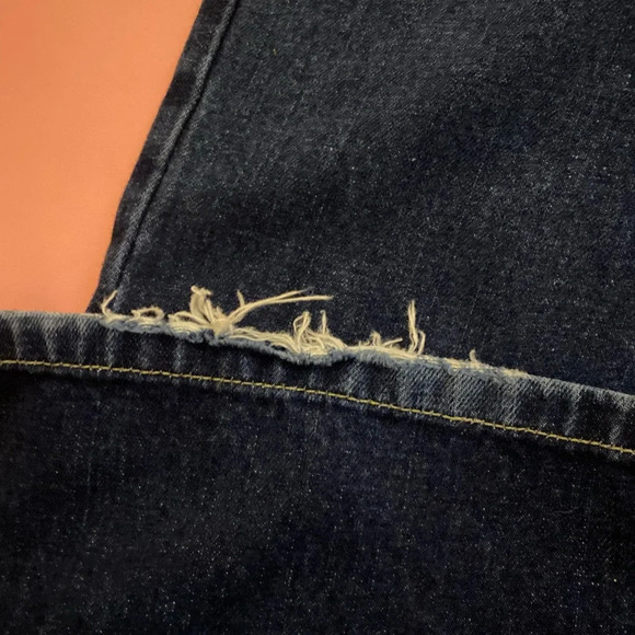 Authentic 90s Tommy Hilfiger Flared & Mid-Rise Dark Blue Denim Jeans - Picture 5 of 8